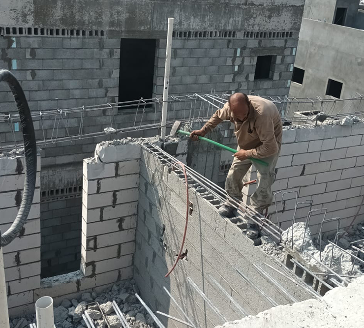 عمل تكسير وهدم موقع المنيزلة